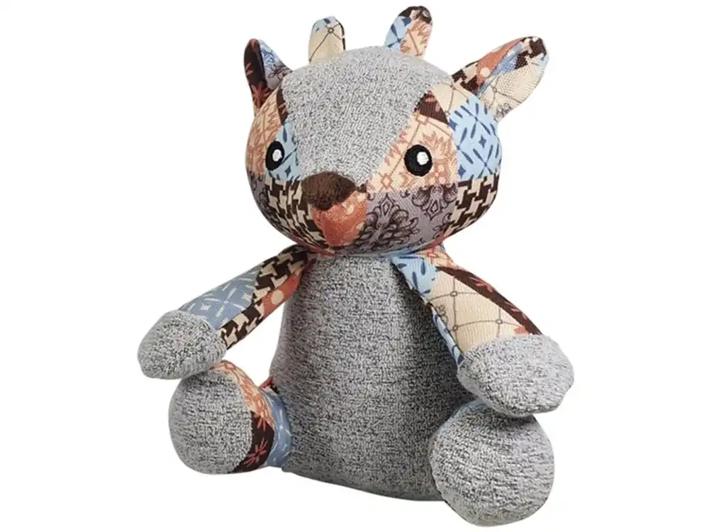 Značkový Nobby hračka pro psy Jelen Patchwork 20 cm