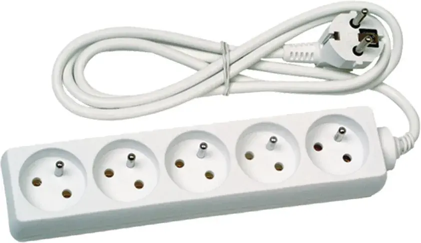 Sleva Prodlužovací kabel s 5 zásuvkami 1,5 m