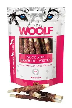 Dokud Zásoby Vydrží WOOLF pochoutka Duck&Rawhide twister 100g