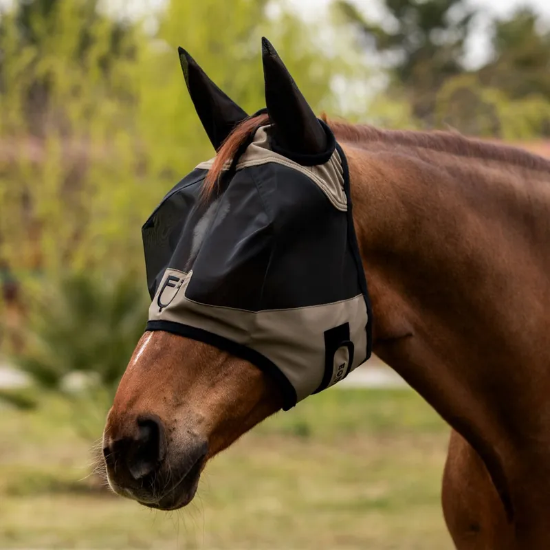 Nová Kolekce Maska proti hmyzu EQUESTRO UV - Barva OříškováVelikost M